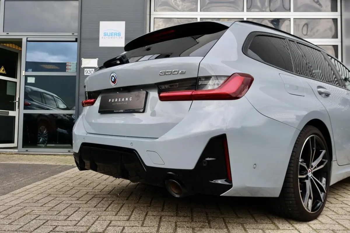330 e xDrive | M Sport | Trekhaak | Head Up | Adapt. C | 19 inch