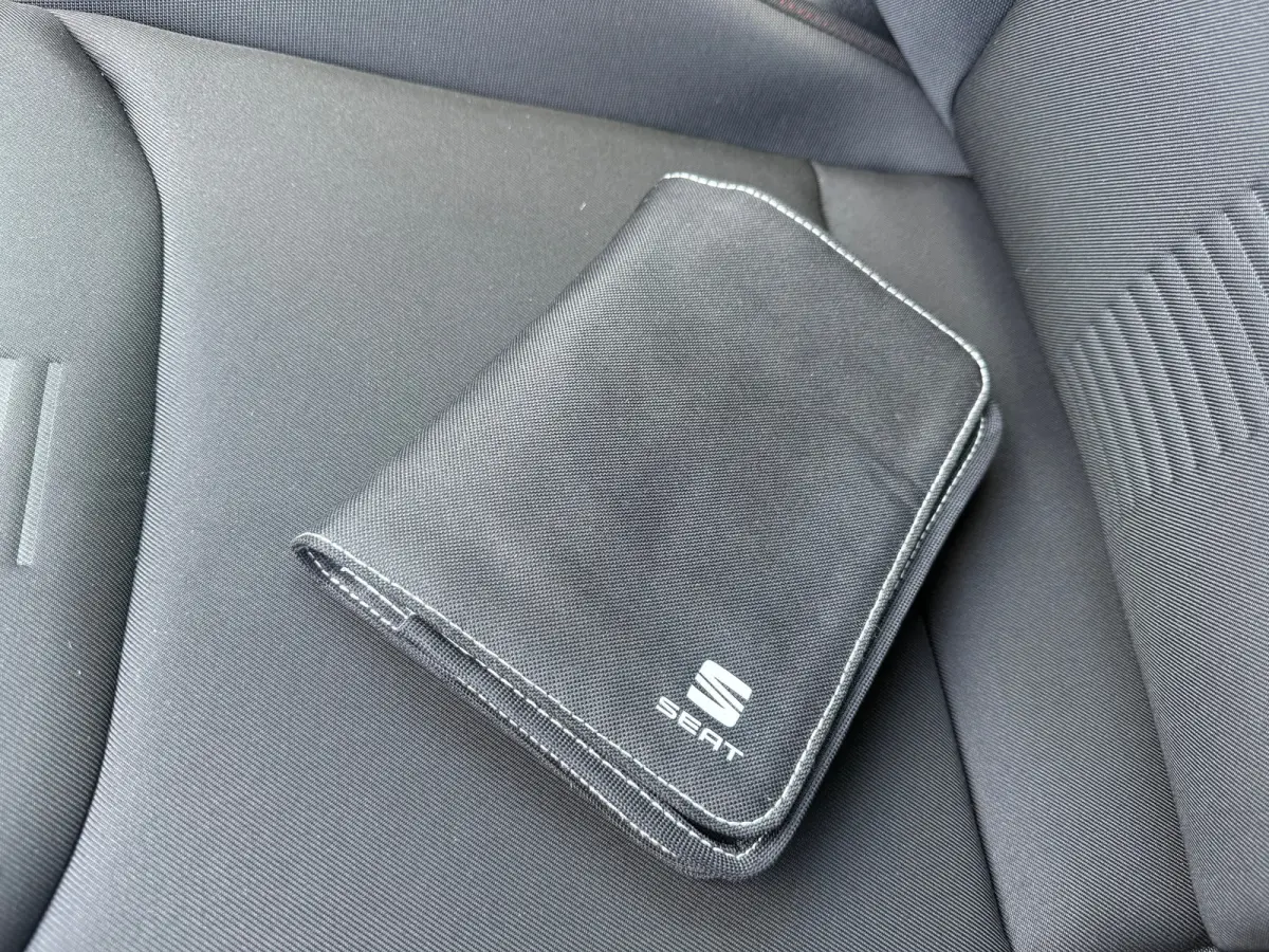 1.0 TSI FR LED I CARPLAY I CLIMA I 116PK I 6 BAK I CRUISE I PDC