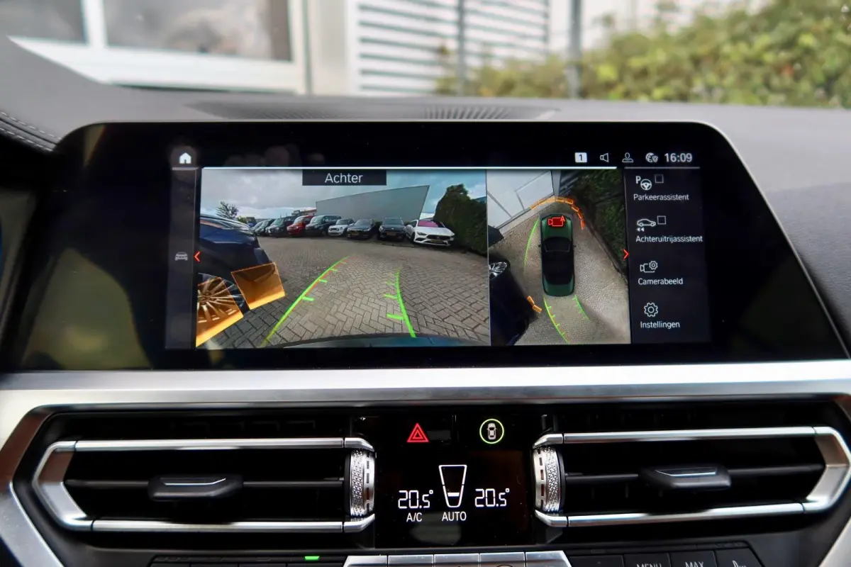 430 i | M Sport | Head Up | Airscarf | Memory | Harman | ACC