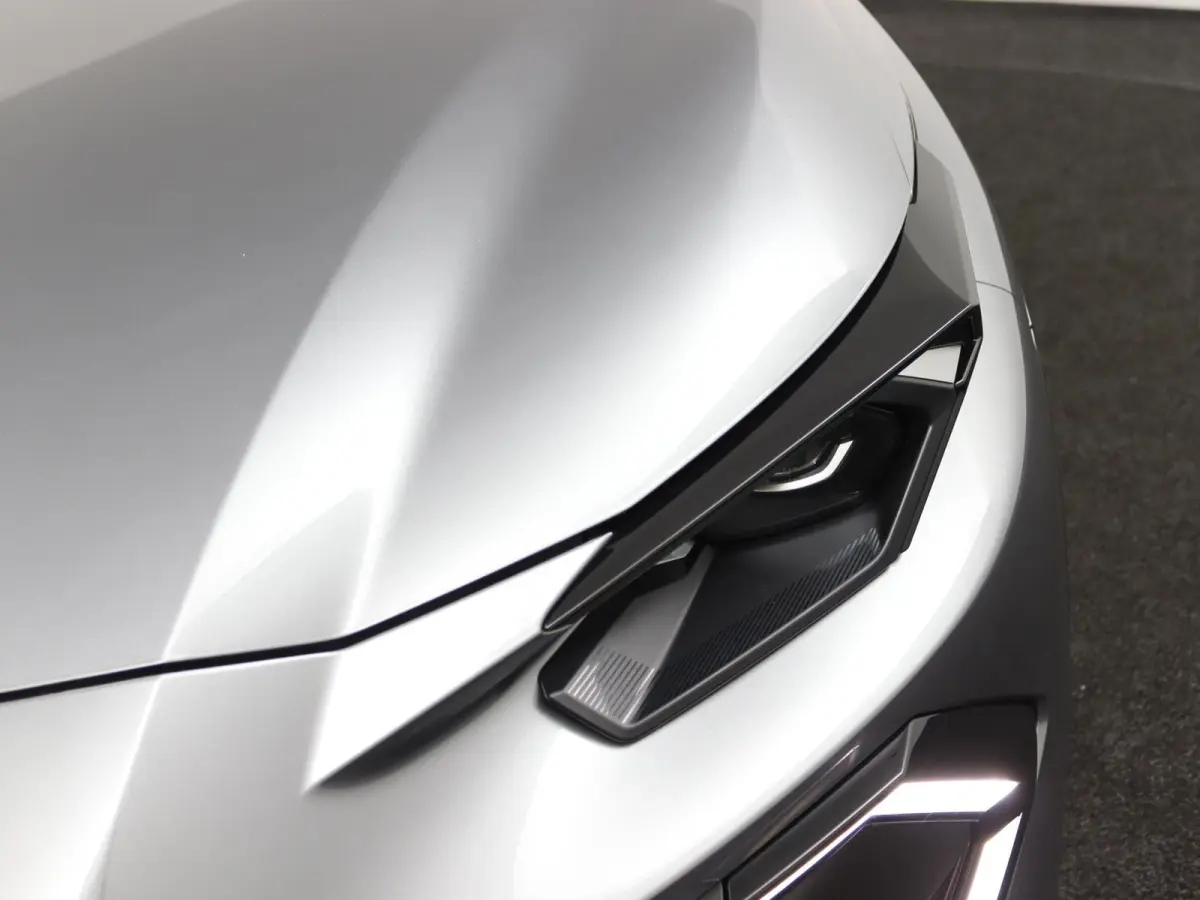 techno full hybrid E-Tech 160 pk | pack winter, safety & parking | all-season banden | verlenging connected services openR link met twee jaar |