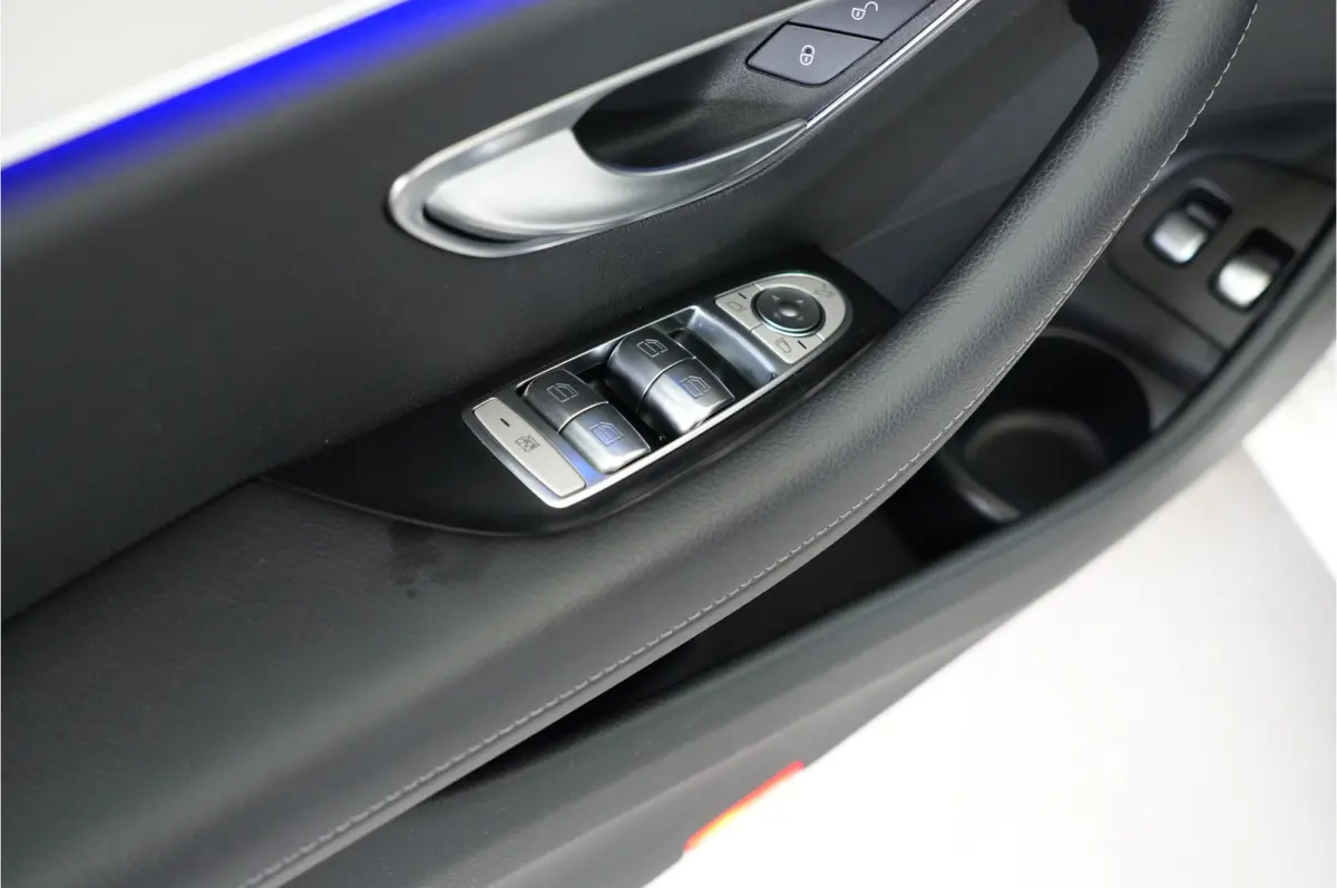300 e AMG Night 320 pk PHEV | Pano | 360° | Burmester | Keyless | Junge sterne garantie | SOH 91,63 % |