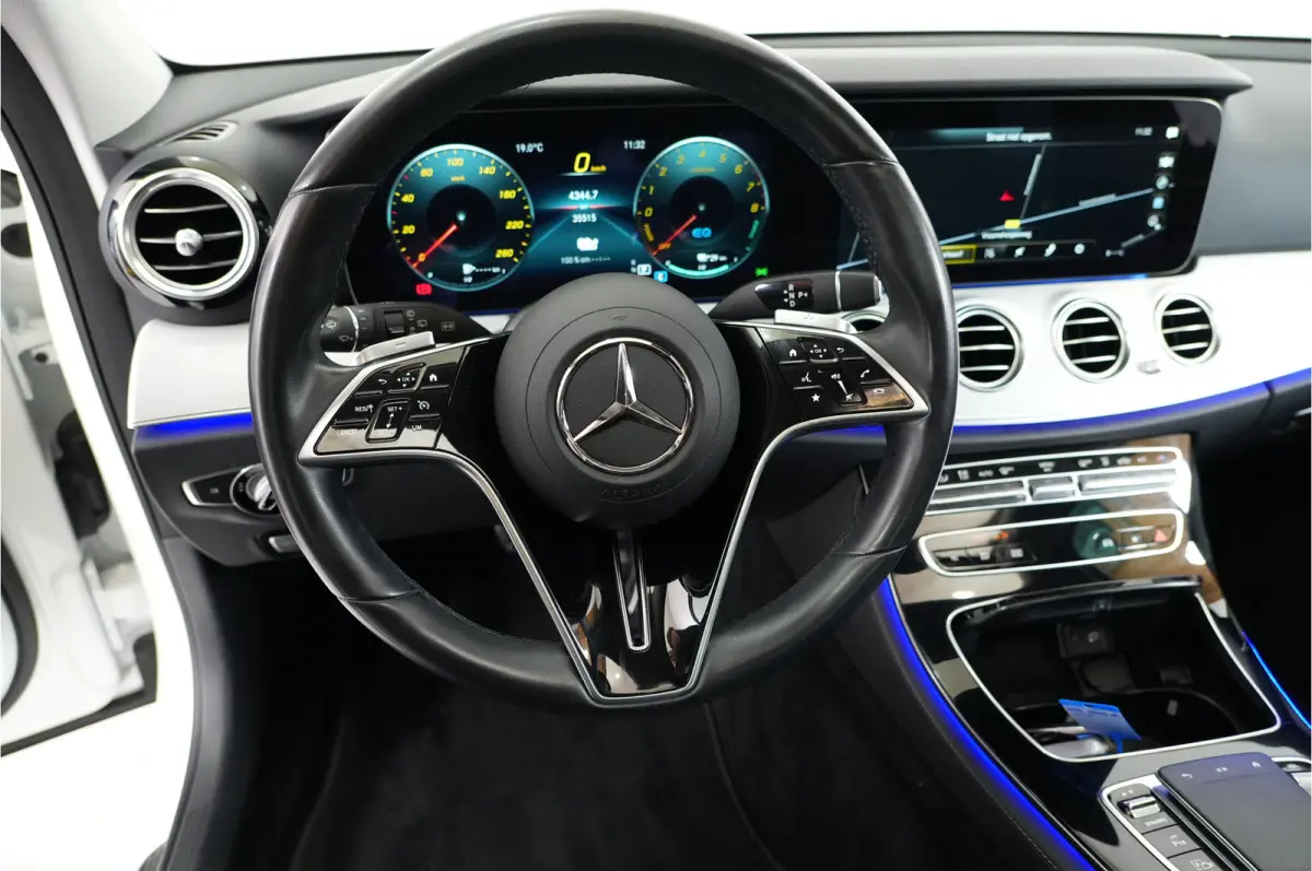300 e AMG Night 320 pk PHEV | Pano | 360° | Burmester | Keyless | Junge sterne garantie | SOH 91,63 % |