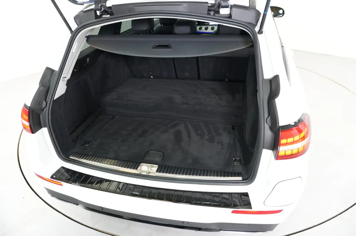 300 e AMG Night 320 pk PHEV | Pano | 360° | Burmester | Keyless | Junge sterne garantie | SOH 91,63 % |