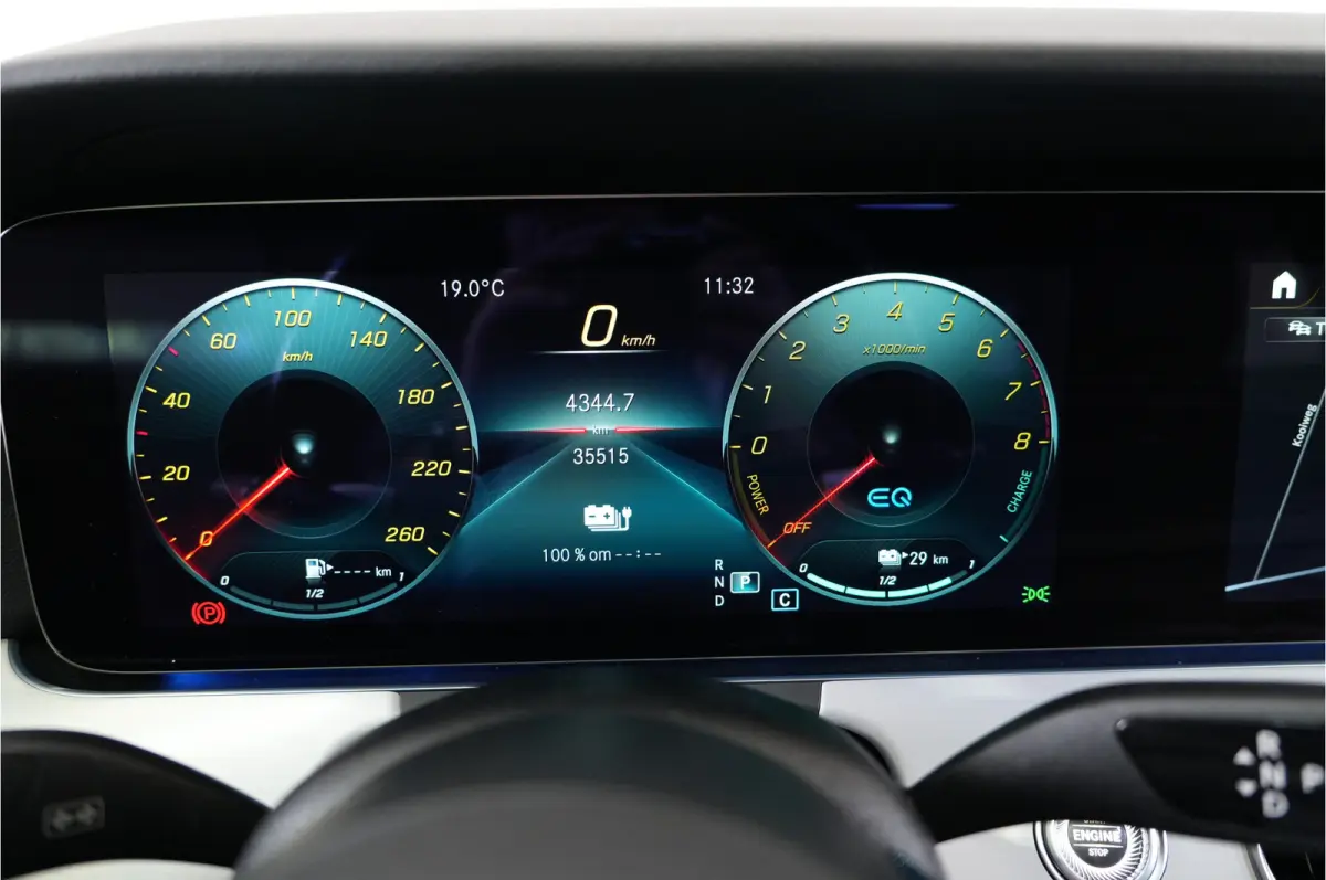 300 e AMG Night 320 pk PHEV | Pano | 360° | Burmester | Keyless | Junge sterne garantie | SOH 91,63 % |