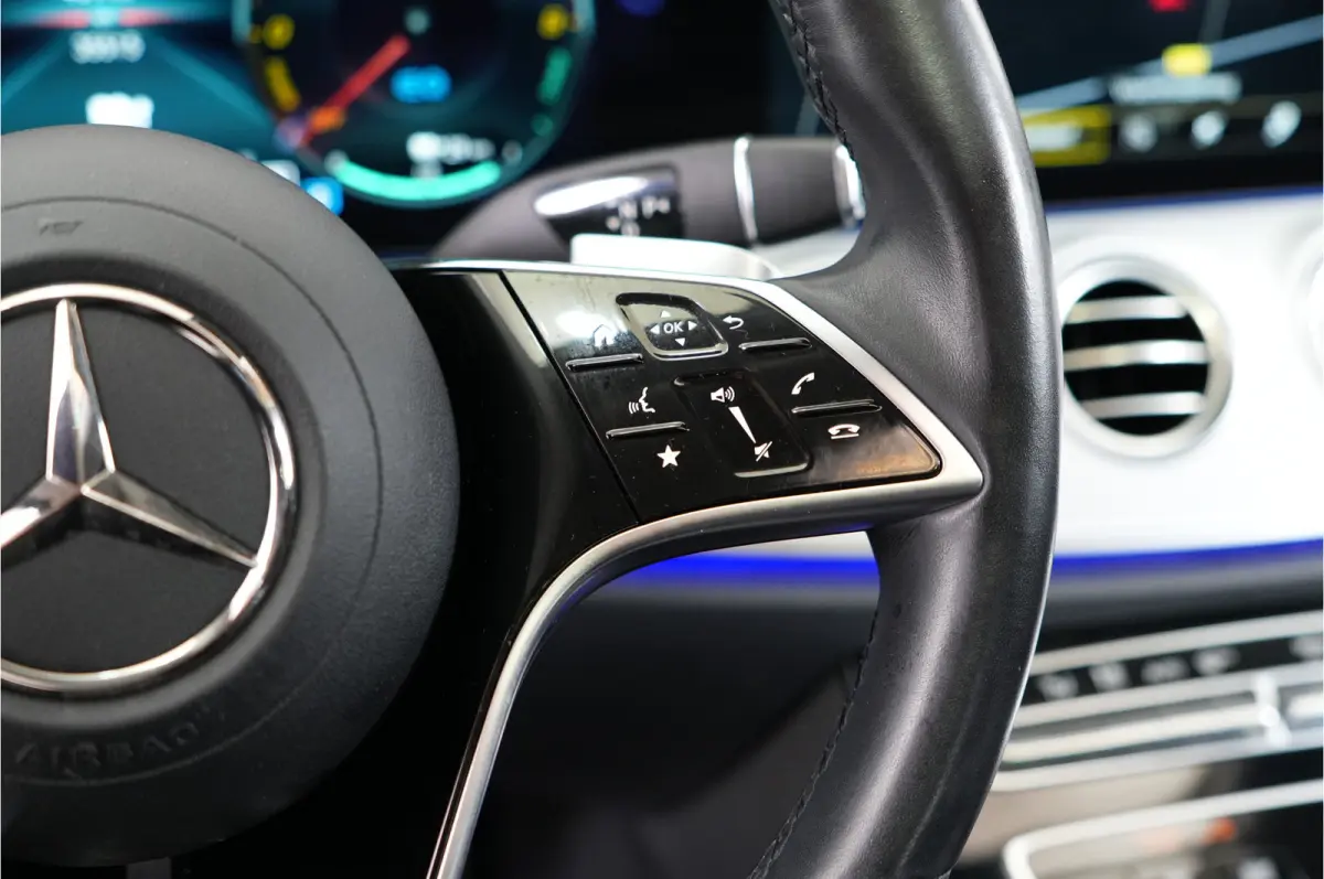 300 e AMG Night 320 pk PHEV | Pano | 360° | Burmester | Keyless | Junge sterne garantie | SOH 91,63 % |
