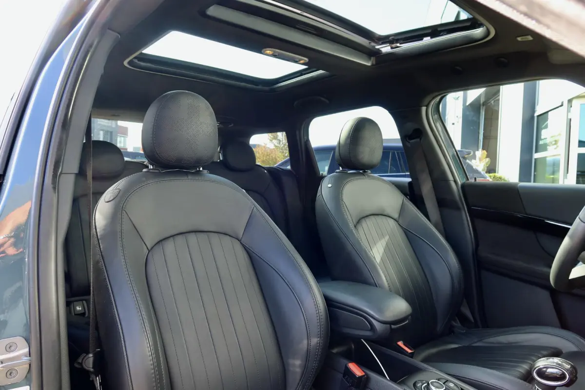 Cooper SE ALL4 | Sage Green | JCW Pakket | Pano | | Harman Kardon
