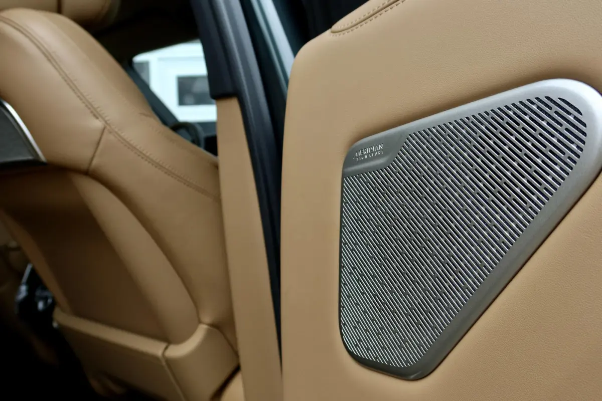 D350 LWB Autobiography 7p. Belgravia Green | Cognac Leder | BTW