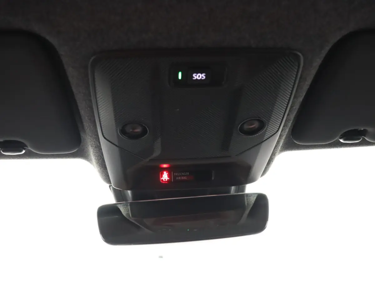 1.8 Hybrid 160 techno | pack winter, safety & parking | lichtmetalen wielen 18""rythmic" | verlenging connected services openR link met twee jaar |