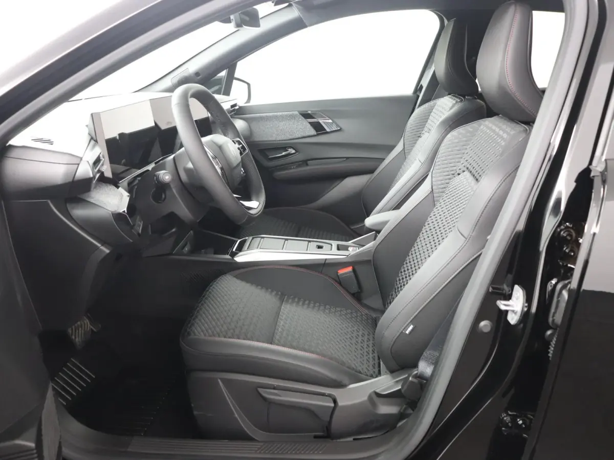 1.8 Hybrid 160 techno | pack winter, safety & parking | lichtmetalen wielen 18""rythmic" | verlenging connected services openR link met twee jaar |