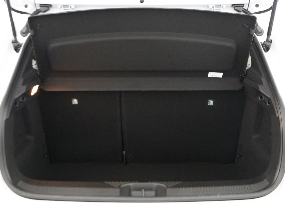 techno full hybrid E-Tech 160 pk | pack winter, safety & parking | all-season banden | verlenging connected services openR link met vijf jaar |