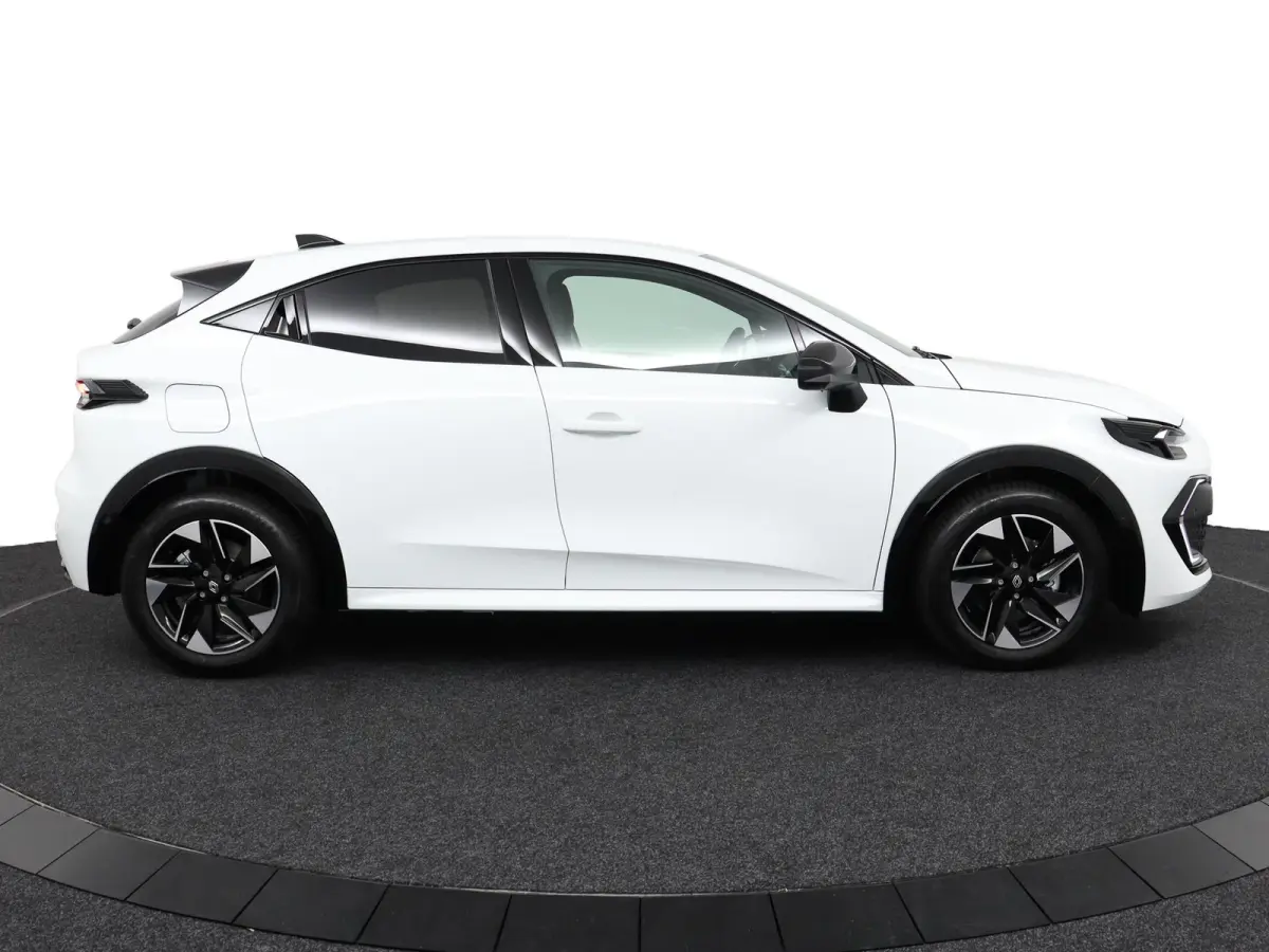 techno full hybrid E-Tech 160 pk | pack winter, safety & parking | all-season banden | verlenging connected services openR link met vijf jaar |