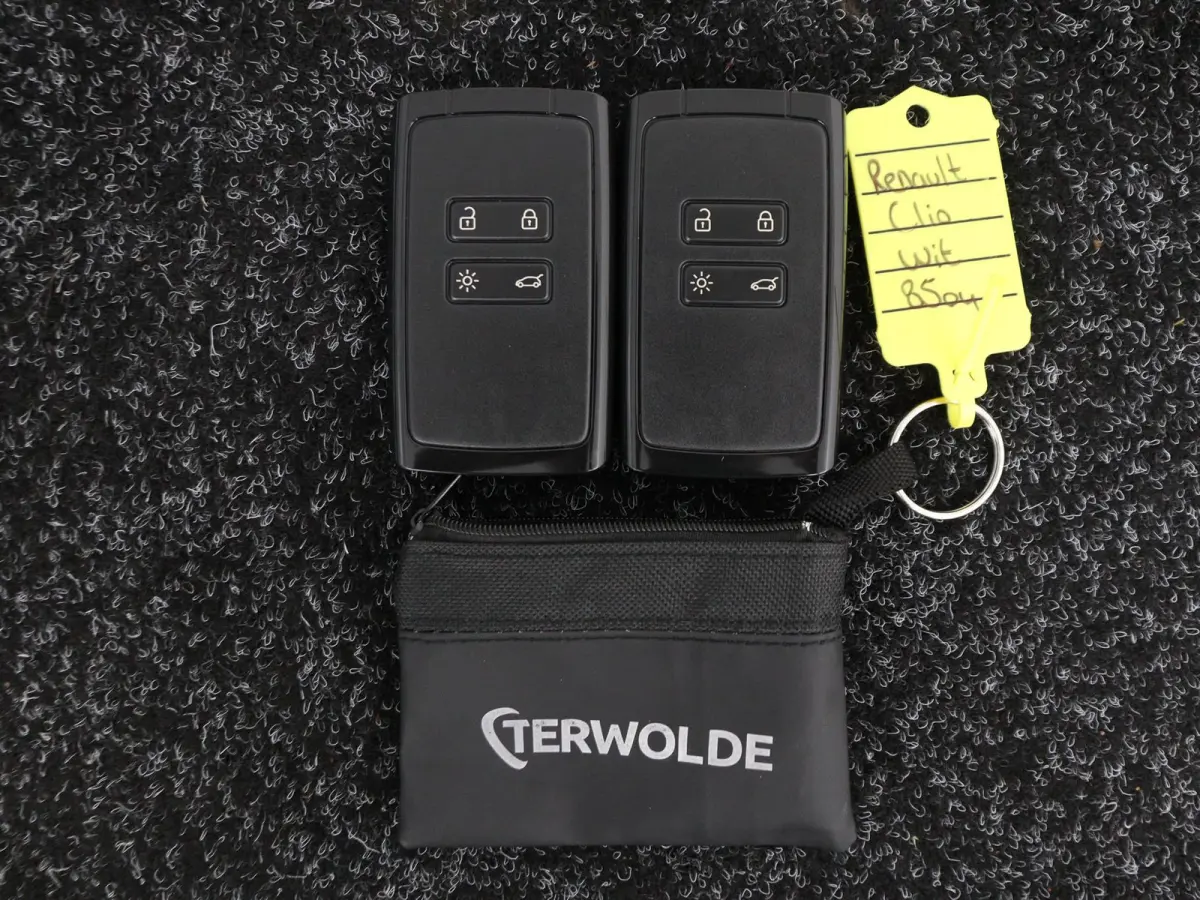 techno full hybrid E-Tech 160 pk | pack winter, safety & parking | all-season banden | verlenging connected services openR link met vijf jaar |