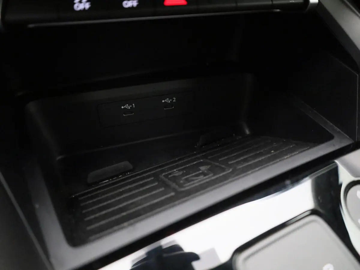 30 TFSI S edition | BANG & OLUFSEN | APPLE CARPLAY - ANDROID AUTO | CLIMATE CONTROL | ADAPTIVE CRUISE CONTROL | VIRTUAL COCKPIT | PRIVACY GLASS |