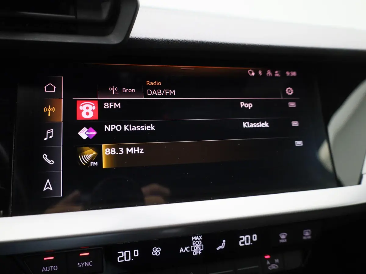 30 TFSI S edition | BANG & OLUFSEN | APPLE CARPLAY - ANDROID AUTO | CLIMATE CONTROL | ADAPTIVE CRUISE CONTROL | VIRTUAL COCKPIT | PRIVACY GLASS |