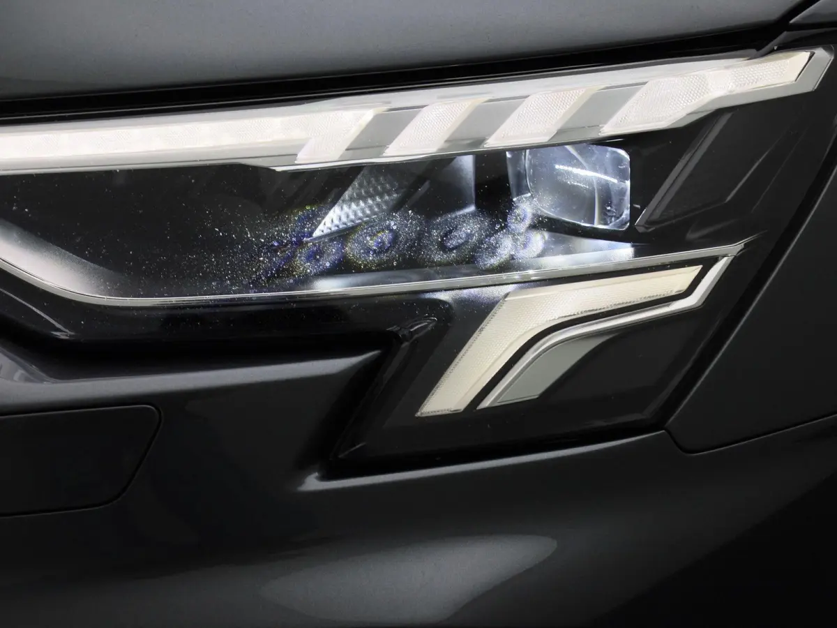 30 TFSI S edition | BANG & OLUFSEN | APPLE CARPLAY - ANDROID AUTO | CLIMATE CONTROL | ADAPTIVE CRUISE CONTROL | VIRTUAL COCKPIT | PRIVACY GLASS |