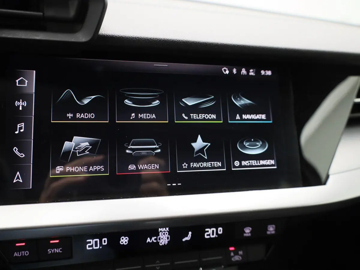30 TFSI S edition | BANG & OLUFSEN | APPLE CARPLAY - ANDROID AUTO | CLIMATE CONTROL | ADAPTIVE CRUISE CONTROL | VIRTUAL COCKPIT | PRIVACY GLASS |