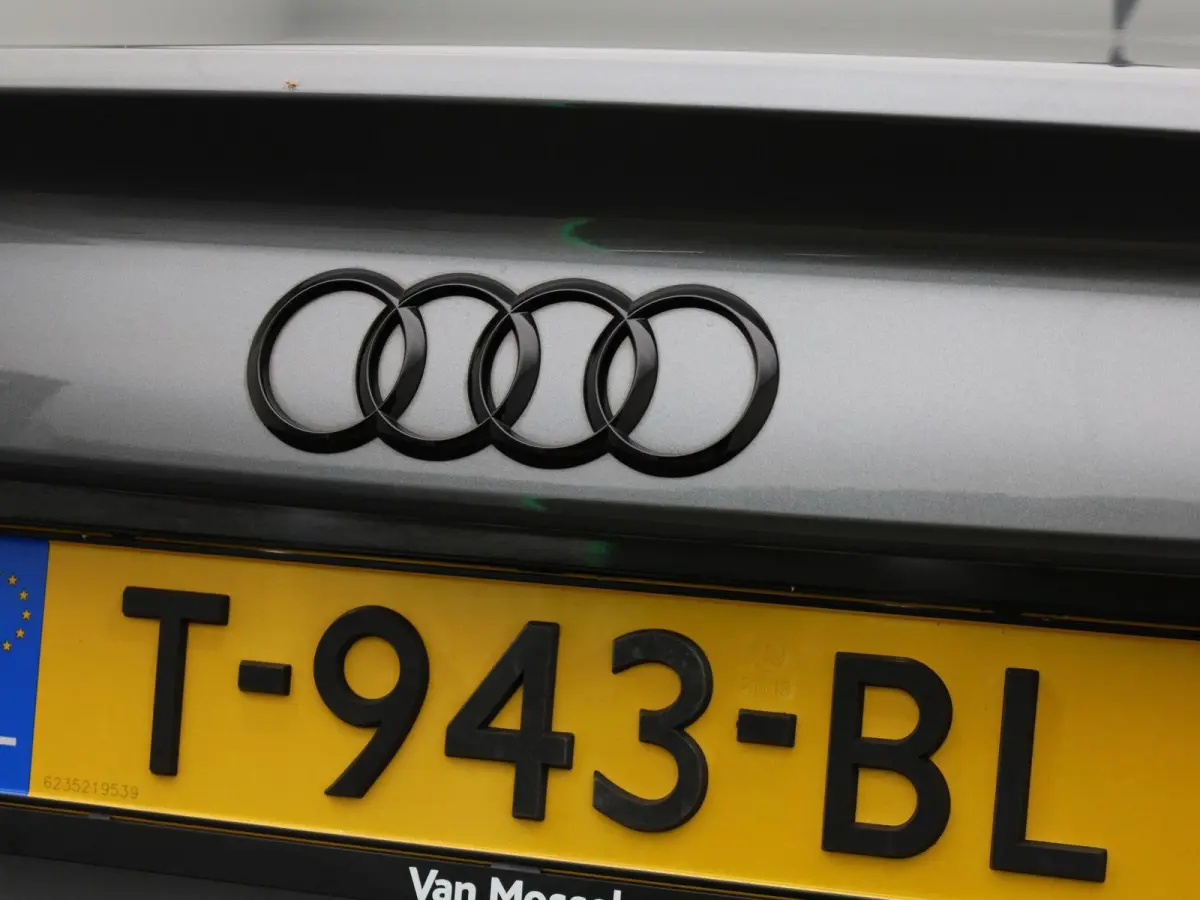 30 TFSI S edition | BANG & OLUFSEN | APPLE CARPLAY - ANDROID AUTO | CLIMATE CONTROL | ADAPTIVE CRUISE CONTROL | VIRTUAL COCKPIT | PRIVACY GLASS |
