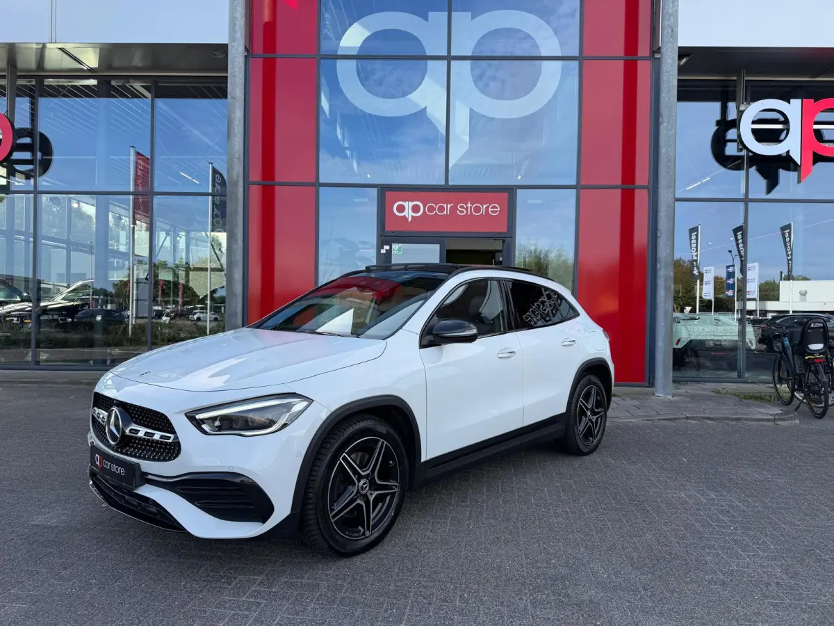 250e Business Solution AMG Limited | Panorama | Memory Seats | Sfeerverlichting | Camera | Keyless |