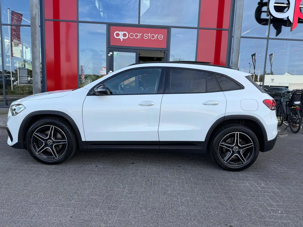 250e Business Solution AMG Limited | Panorama | Memory Seats | Sfeerverlichting | Camera | Keyless |