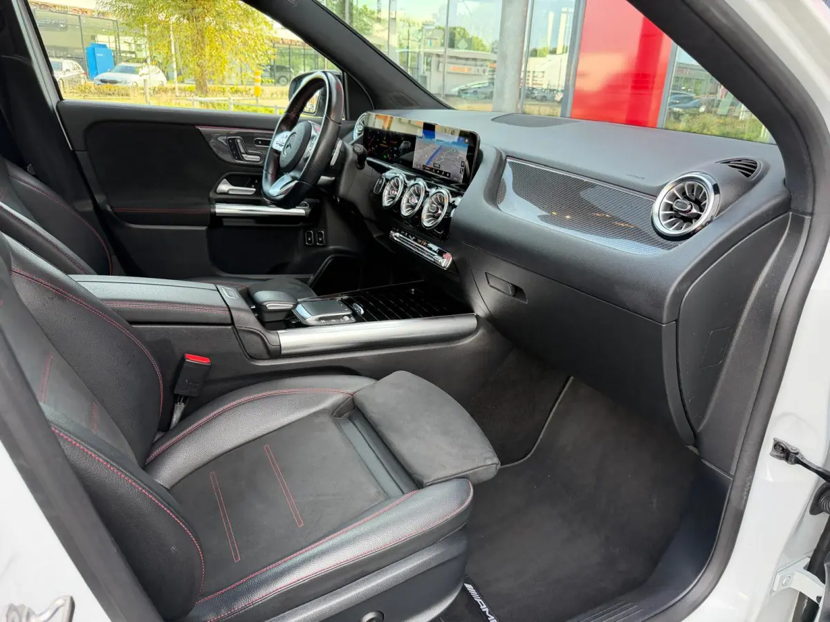 250e Business Solution AMG Limited | Panorama | Memory Seats | Sfeerverlichting | Camera | Keyless |