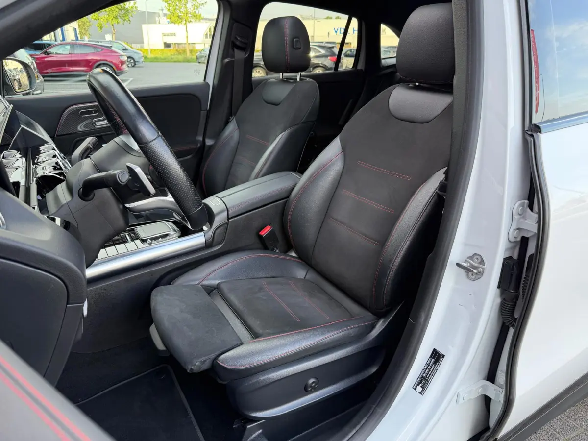 250e Business Solution AMG Limited | Panorama | Memory Seats | Sfeerverlichting | Camera | Keyless |