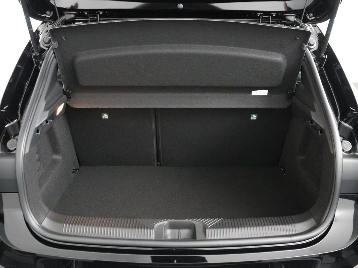 techno full hybrid E-Tech 160 pk | pack winter, safety & parking | lichtmetalen wielen 18""rythmic" |