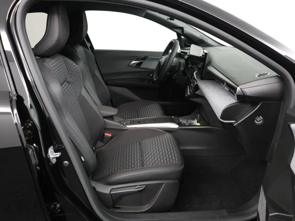 techno full hybrid E-Tech 160 pk | pack winter, safety & parking | lichtmetalen wielen 18""rythmic" |
