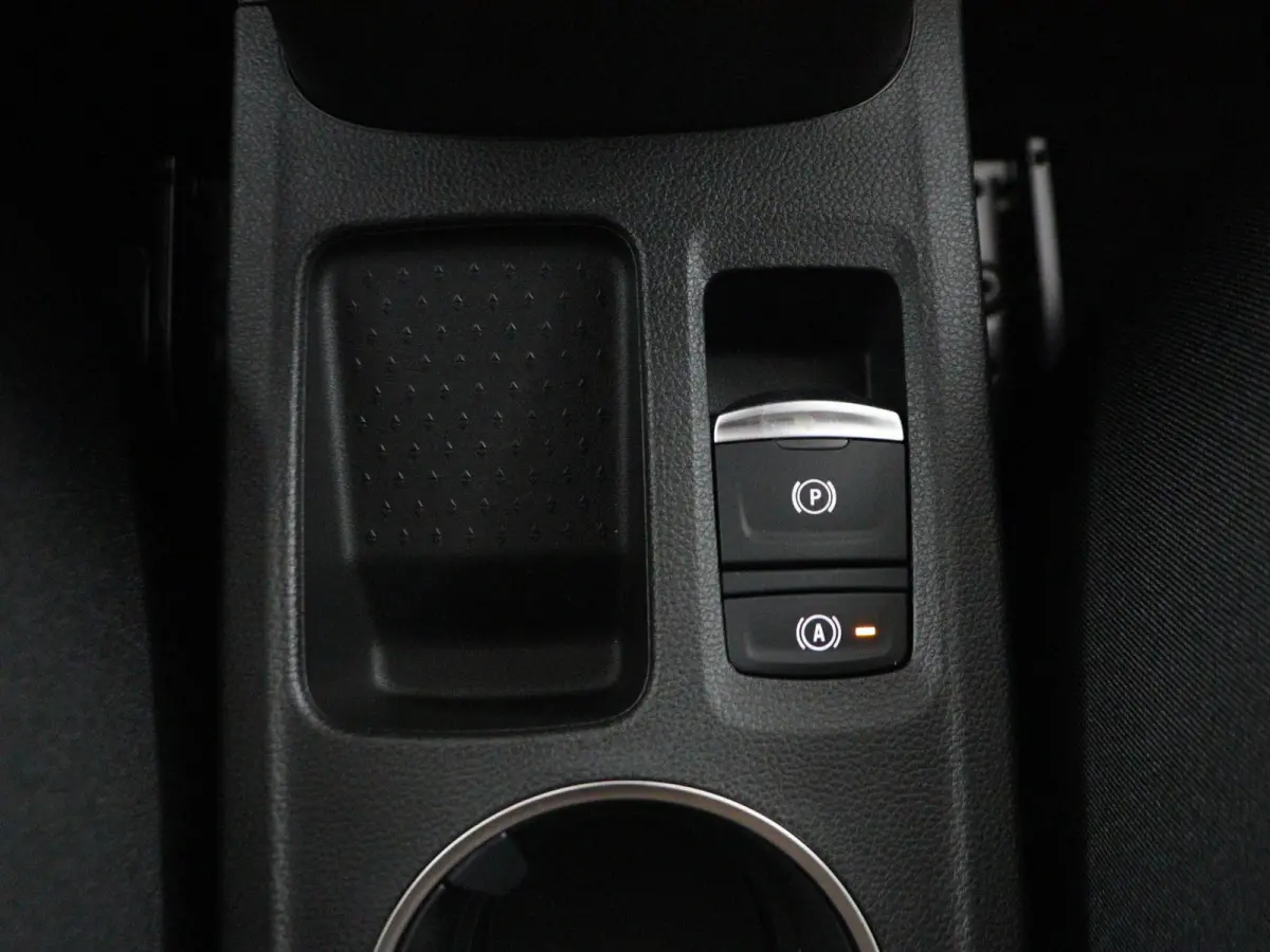 evolution full hybrid E-Tech 160 | pack navigation |