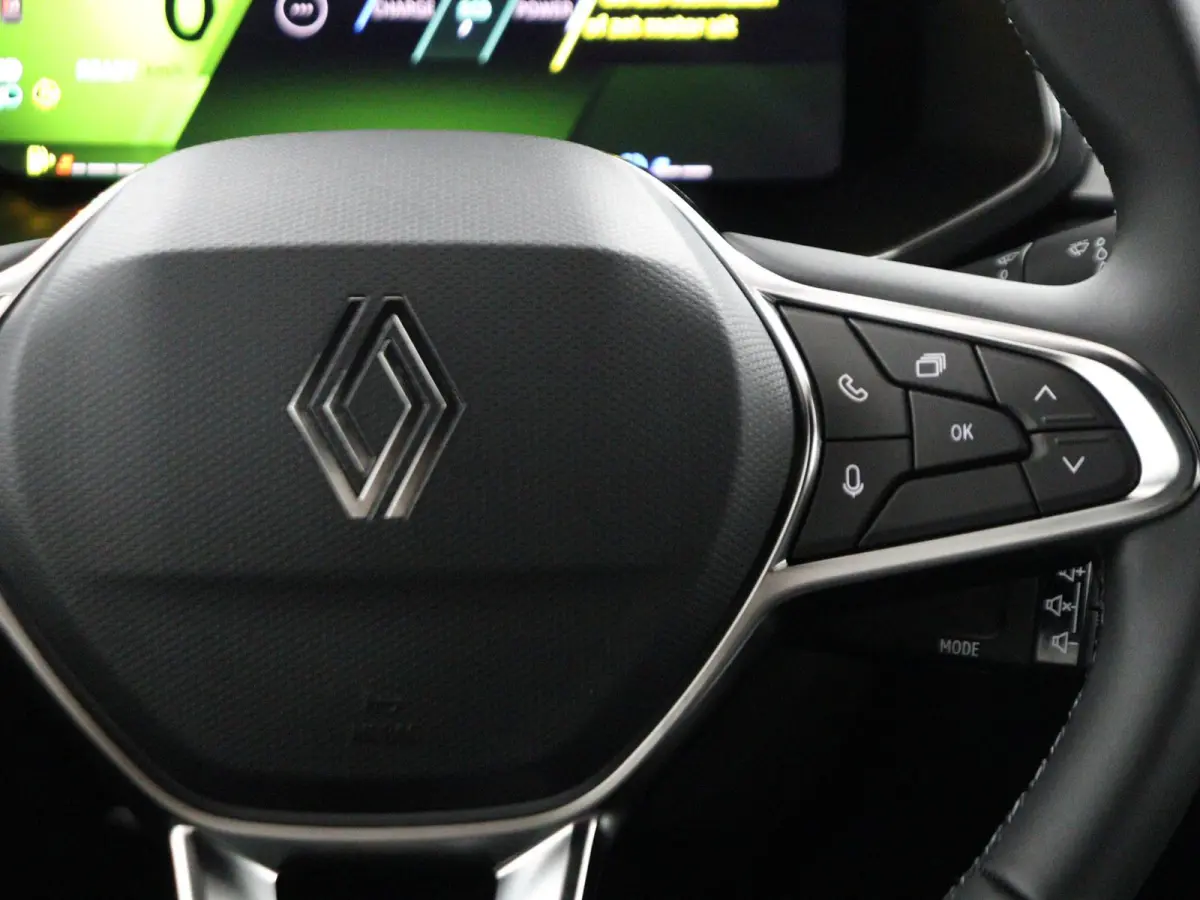 evolution full hybrid E-Tech 160 | pack navigation |