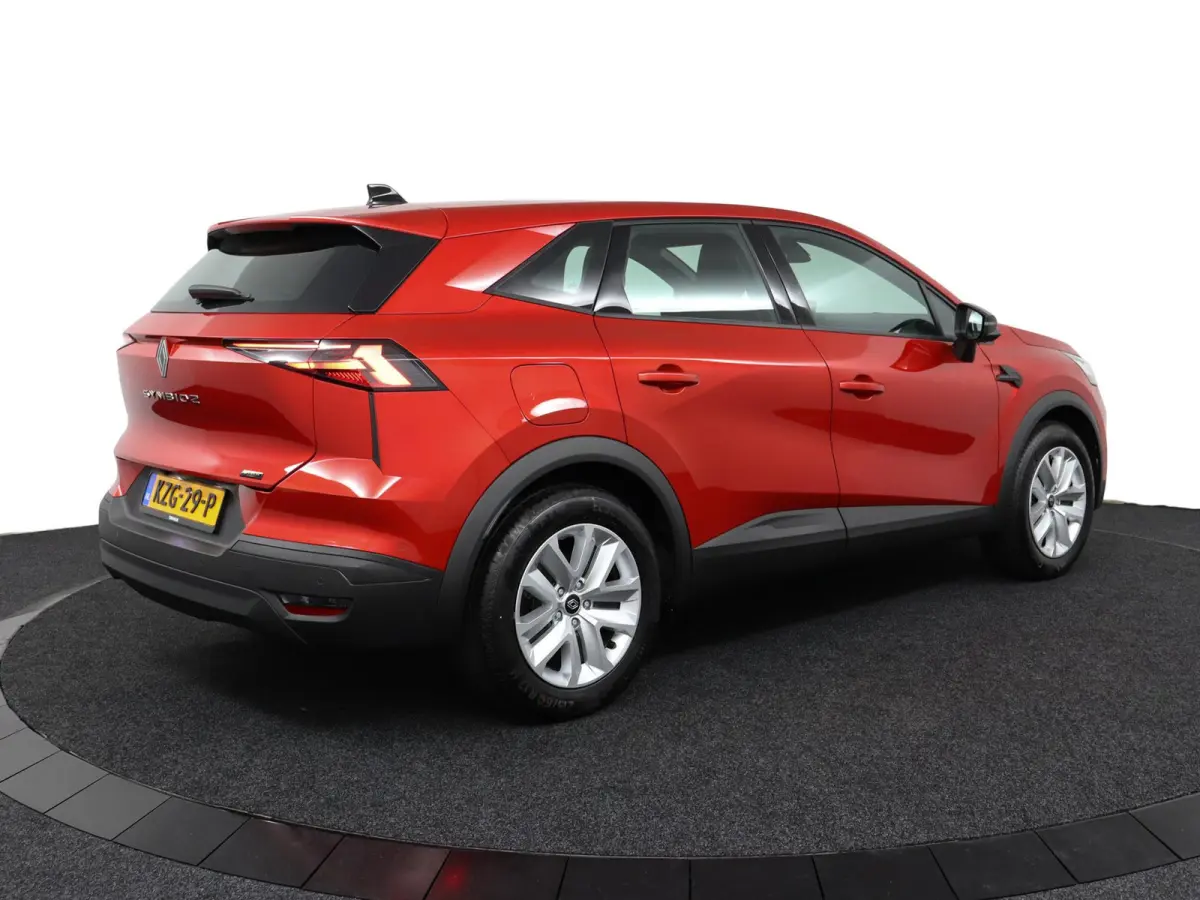 evolution full hybrid E-Tech 160 | pack navigation |