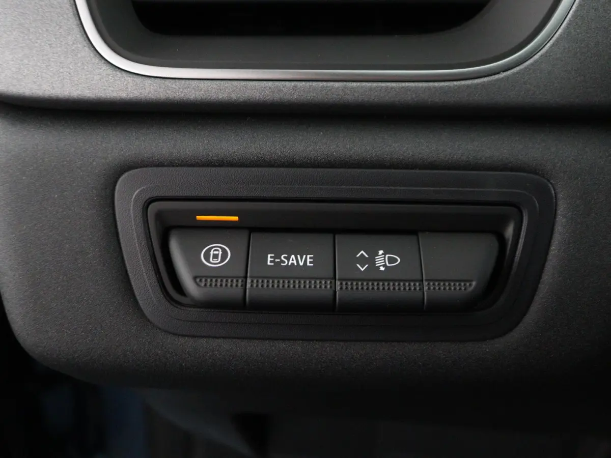 techno full hybrid E-Tech 160 | Achteruitrijcamera | Adaptive Cruise Control | Elektronisch geregelde airconditioning