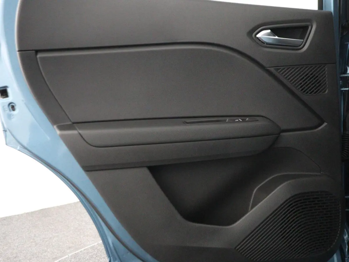 techno full hybrid E-Tech 160 | Achteruitrijcamera | Adaptive Cruise Control | Elektronisch geregelde airconditioning