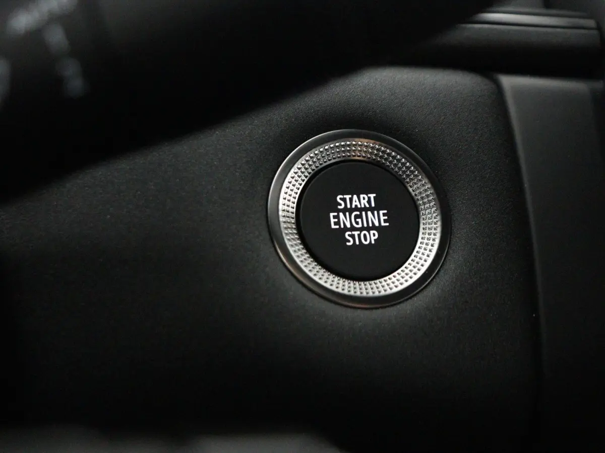 techno full hybrid E-Tech 160 | Achteruitrijcamera | Adaptive Cruise Control | Elektronisch geregelde airconditioning