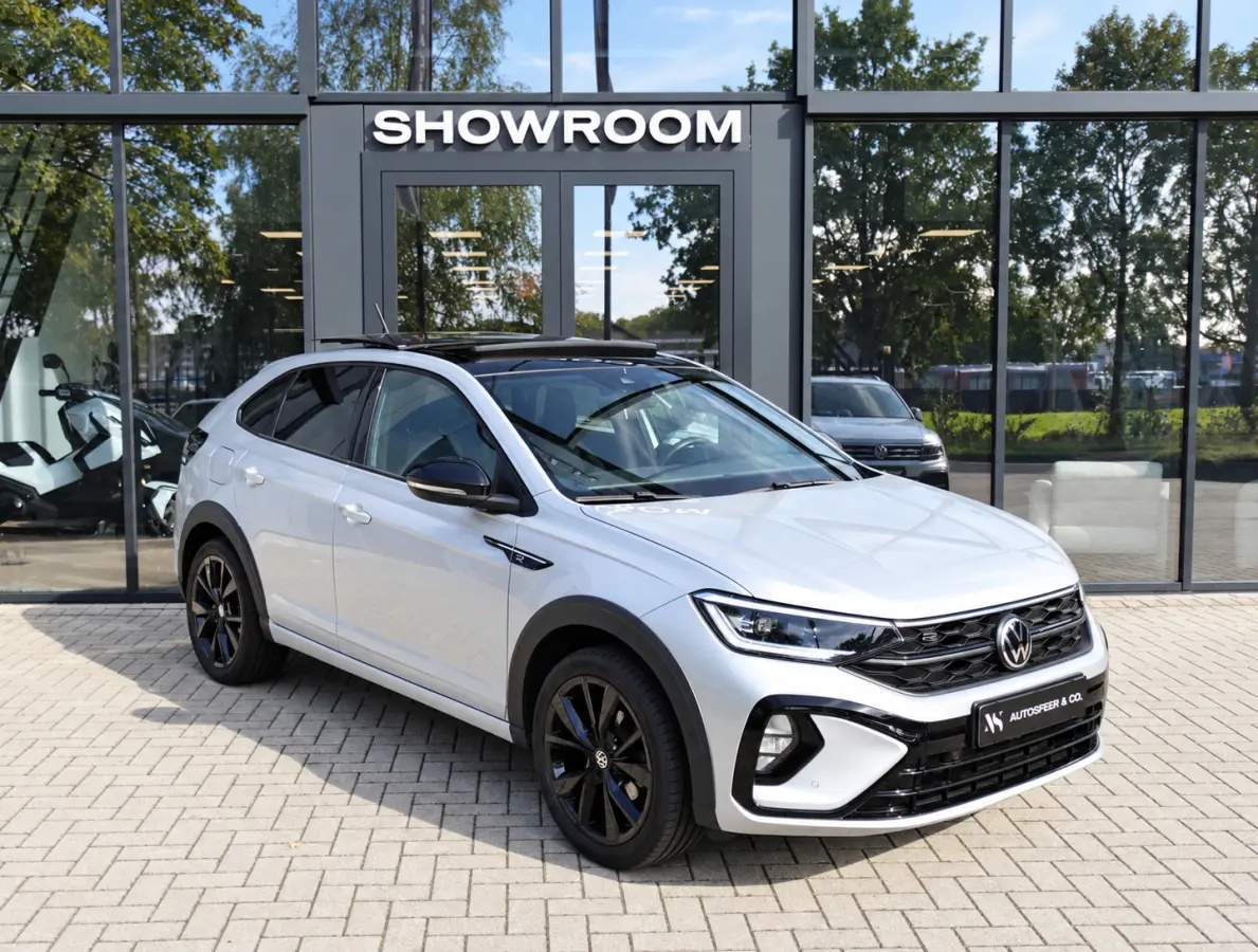 1.5 TSI R-Line KEYLESS IQ.LIGHT PANO VOL