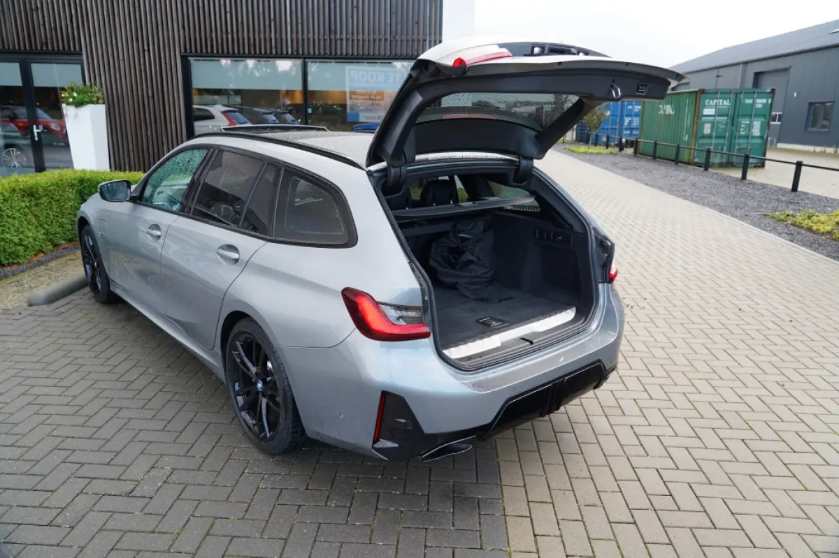 320 e M Sport