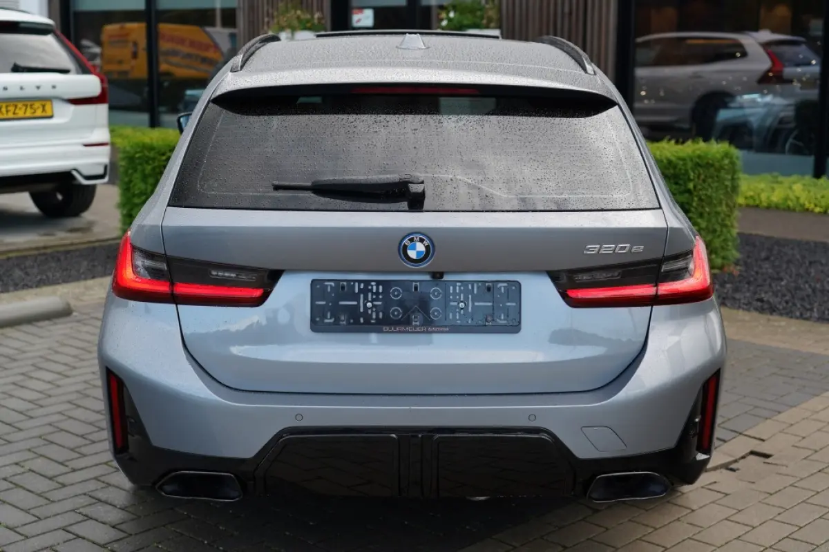320 e M Sport