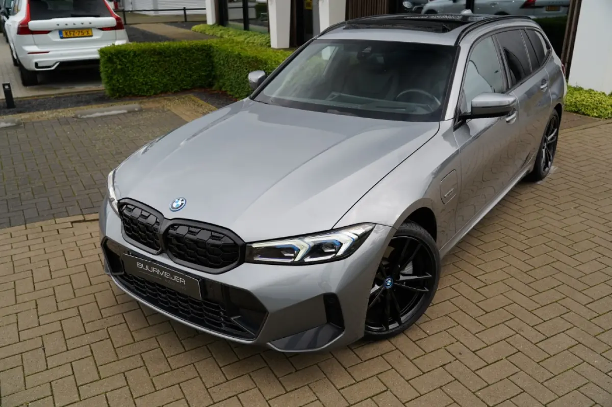 320 e M Sport