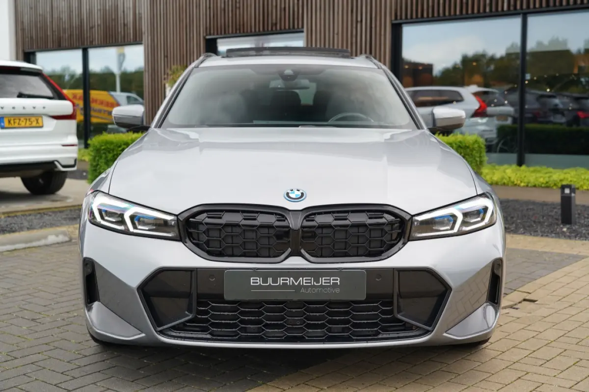320 e M Sport