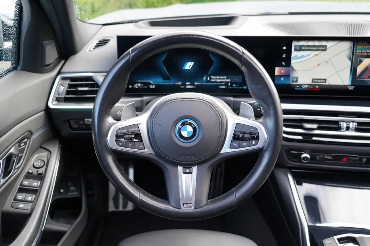 320 e M Sport