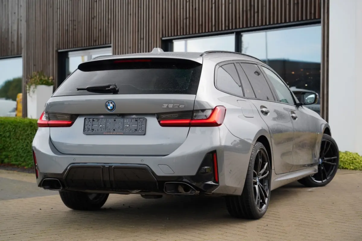 320 e M Sport