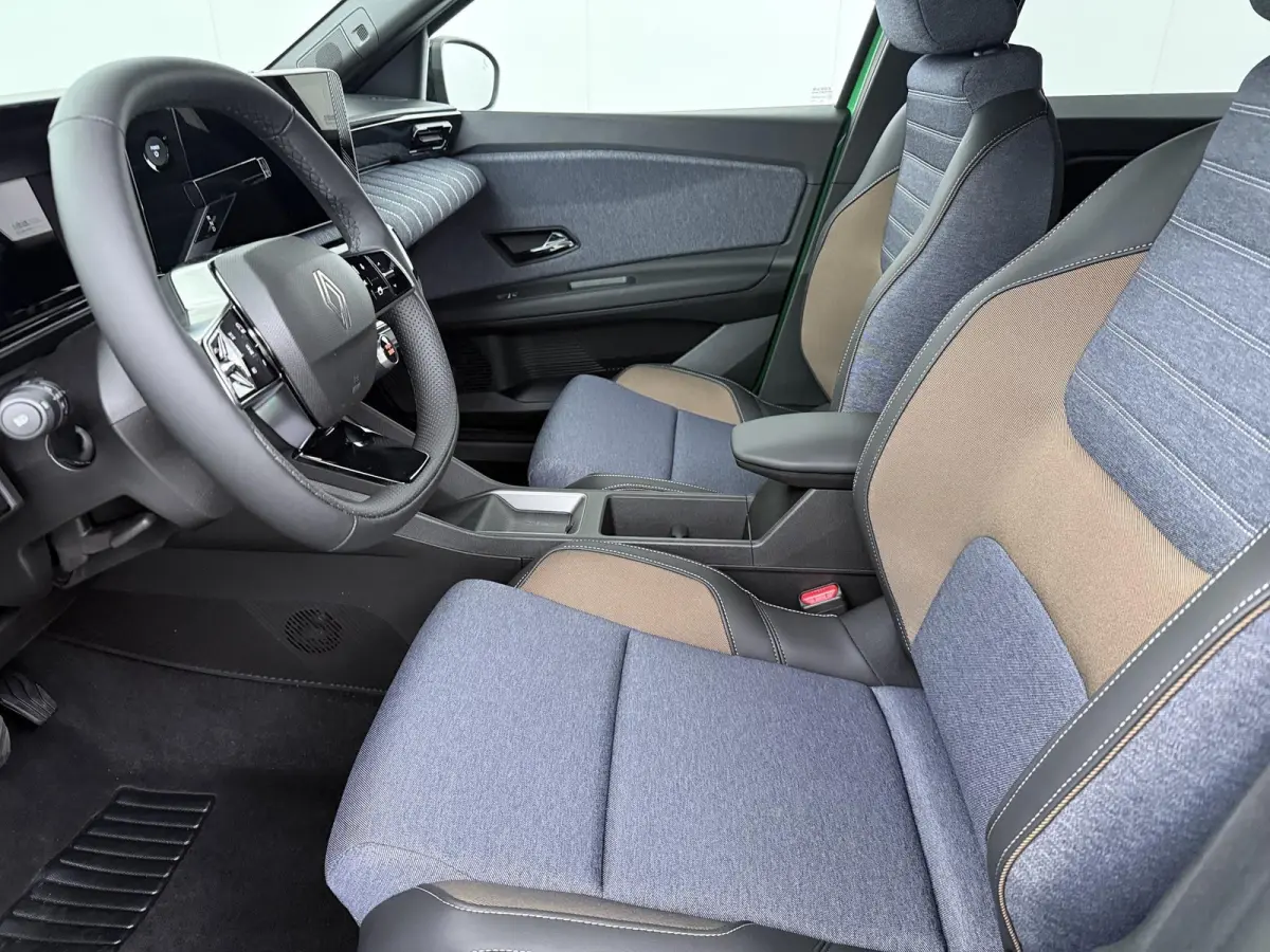 techno 150 pk comfort range | pack advanced driving assist | all weather banden |