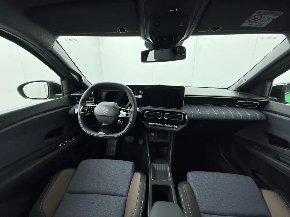 techno 150 pk comfort range | pack advanced driving assist | all weather banden |