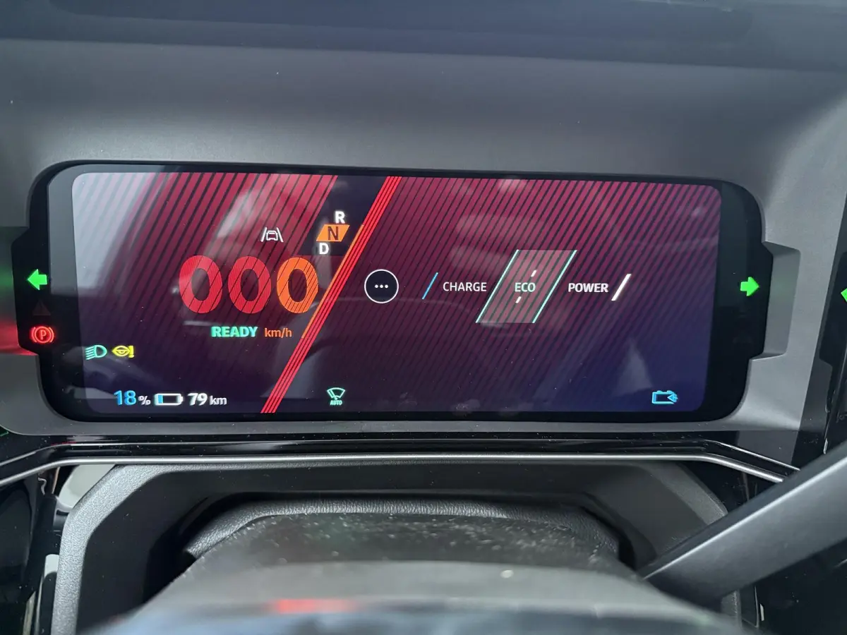 techno 150 pk comfort range | pack advanced driving assist | all weather banden |