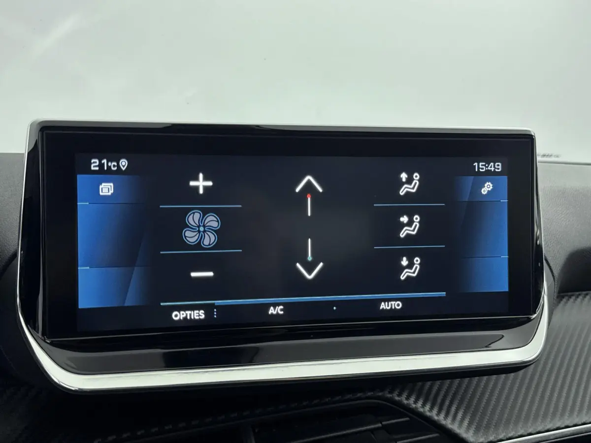 100pk Allure Pack | Camera | Carplay | Lane Assist | Navigatie