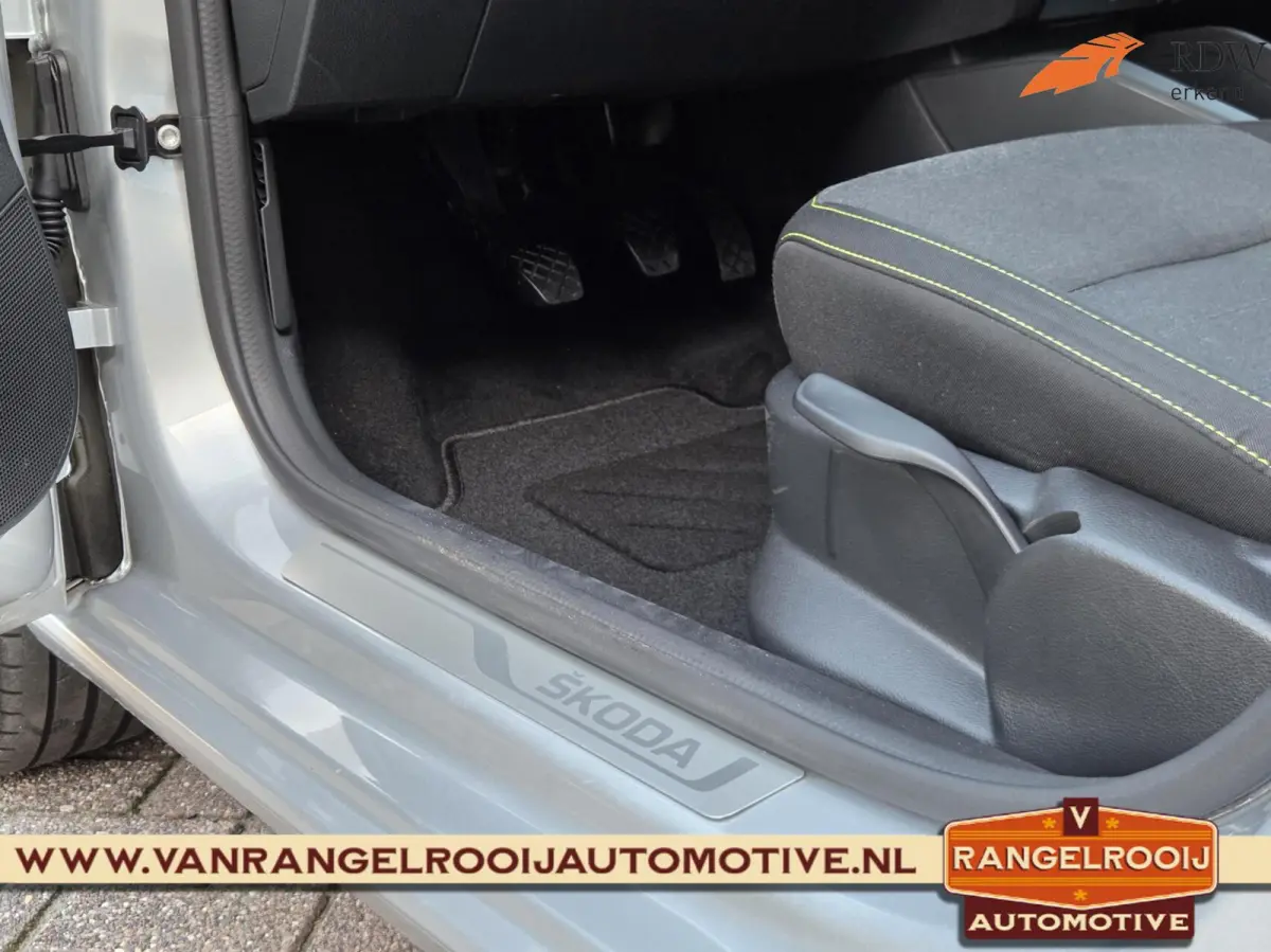 1.0 TSI Business Edition, stoelverw., clima, cruise, 16" lmv
