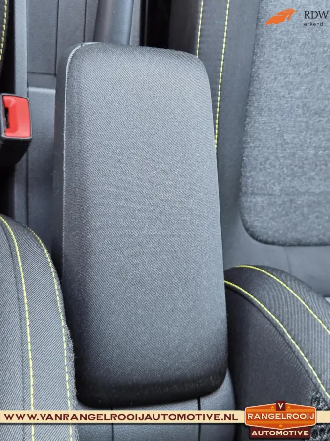 1.0 TSI Business Edition, stoelverw., clima, cruise, 16" lmv