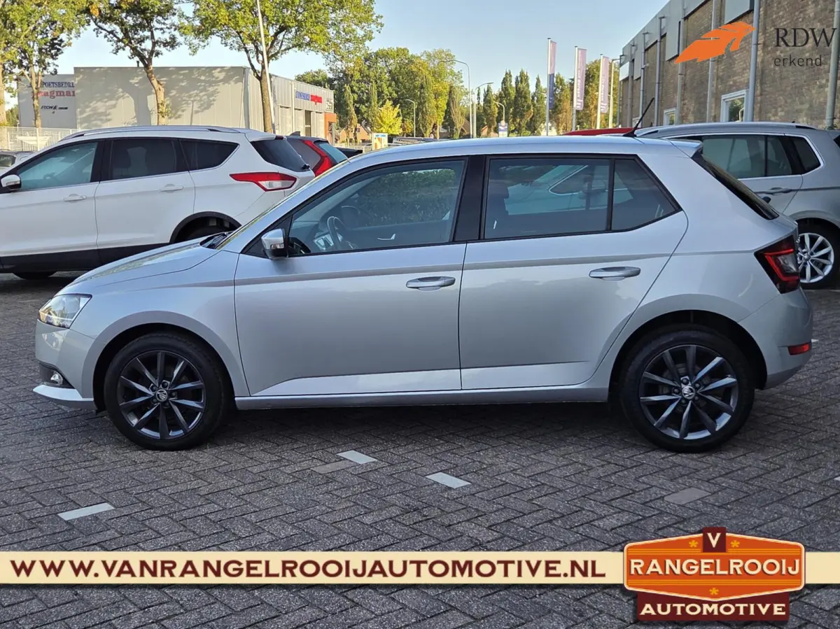 1.0 TSI Business Edition, stoelverw., clima, cruise, 16" lmv