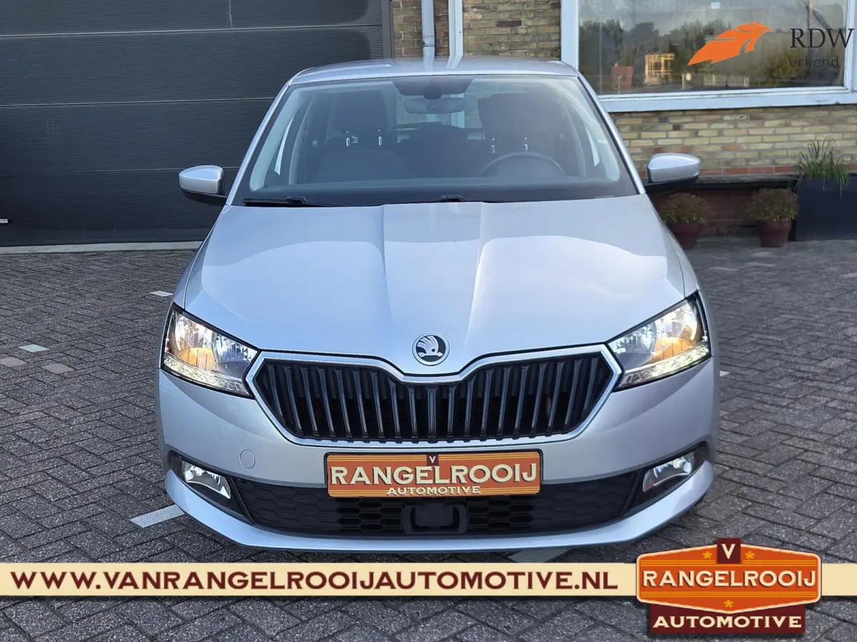 1.0 TSI Business Edition, stoelverw., clima, cruise, 16" lmv
