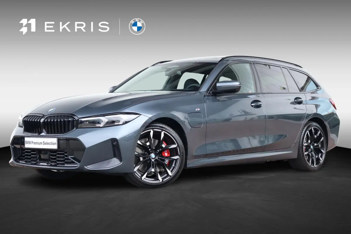 330e | Sport Pakket pro | Panorama Dak | Trekhaak | Driving Assistant Professional | Parking Assistant Plus | Invidual Thunder metallic | Hifi |
