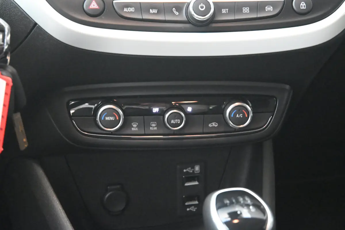 1.2 Turbo Edition 2020+ 130pk | Navigatie | Climate Control | Parkeersensoren v/a | Cruise Control | Full-LED | !!